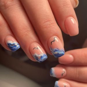 маникюр летний на короткие ногти